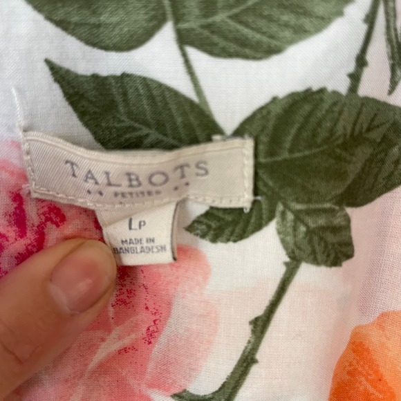 Talbots L/P  Floral Buttondown top - Picture 2 of 8
